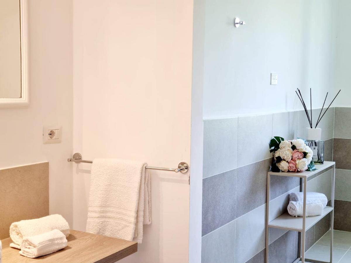 Stazzo San Teodoro La Quercia Piscina Condivisa Διαμέρισμα Εξωτερικό φωτογραφία