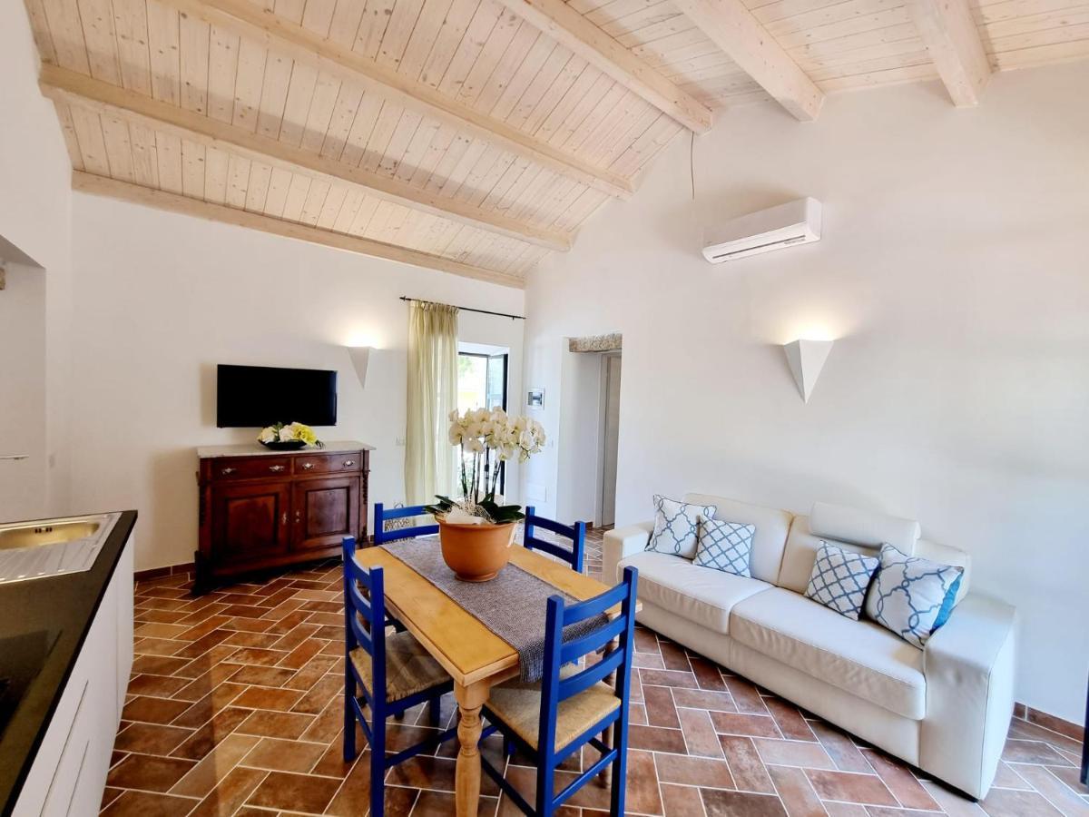 Stazzo San Teodoro La Quercia Piscina Condivisa Διαμέρισμα Εξωτερικό φωτογραφία
